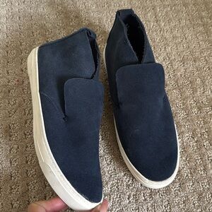 Dolce Vita Navy Sneaker Ankle bootie Sz. 7